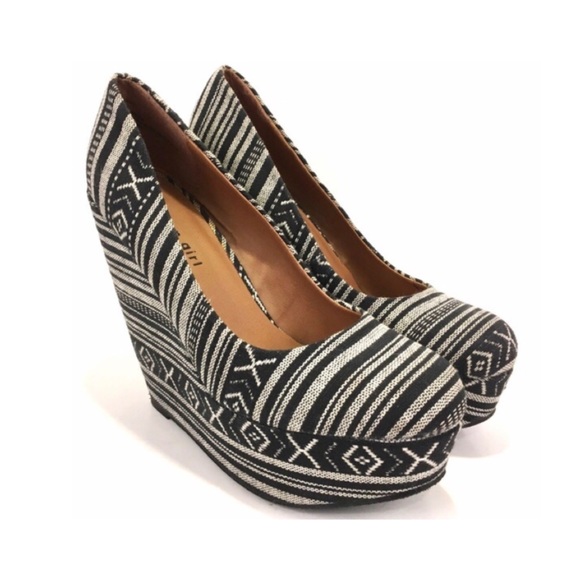 madden girl willow wedge sandals